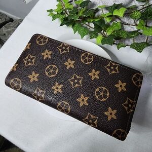 Brown Flower Design Fashion Wallet